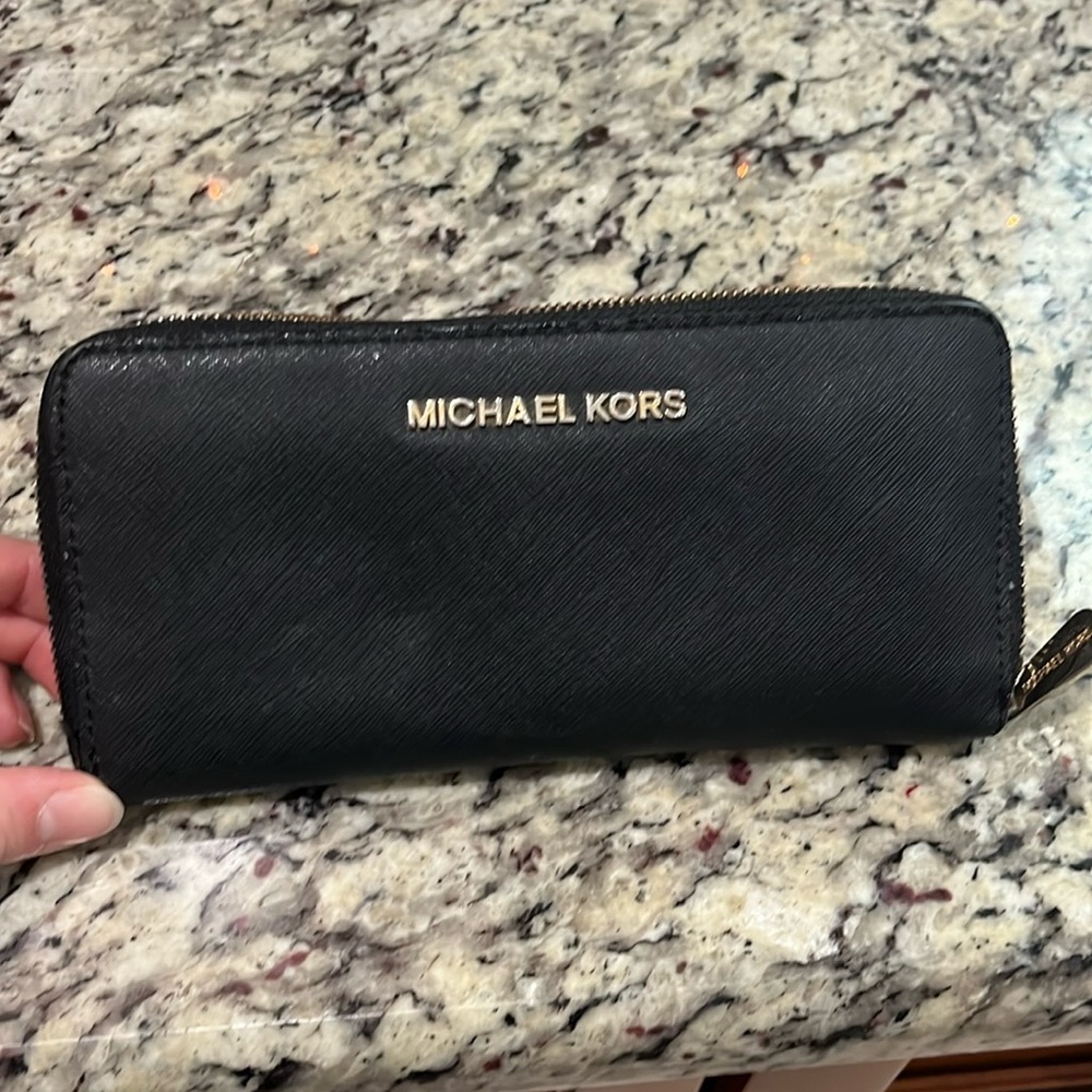 Michael Kors zip around wallet